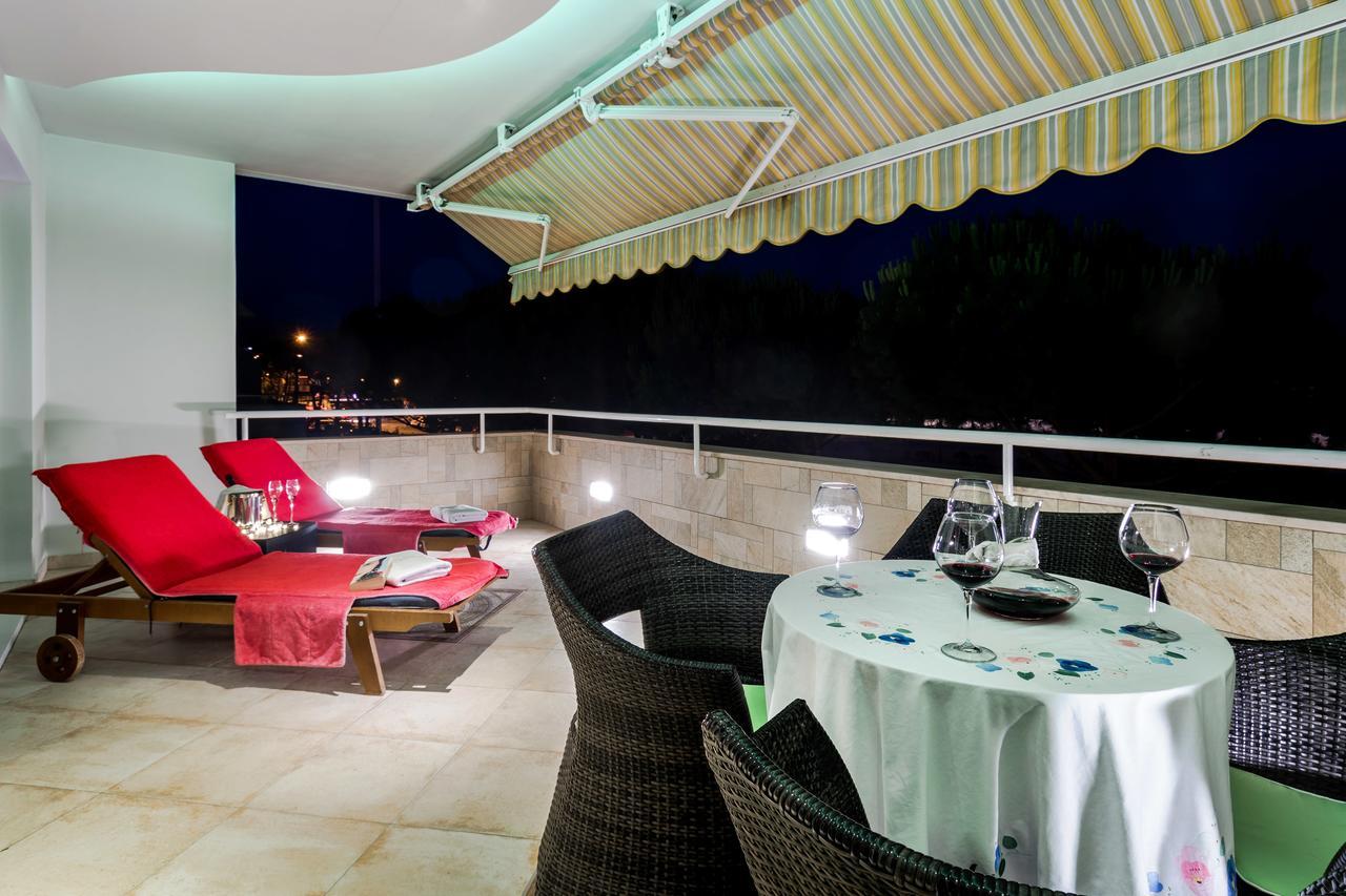 Luxury Seaside Apartment Split Exterior foto